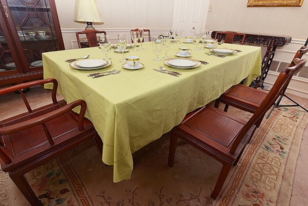 Festive Tablecloth. Celery Green color. 70x100 - Click Image to Close